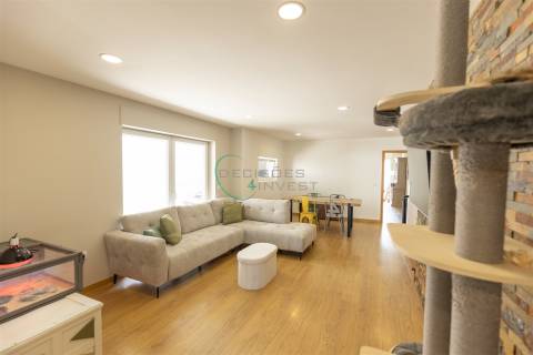 Moradia T4 duplex em São Salvador, Ílhavo