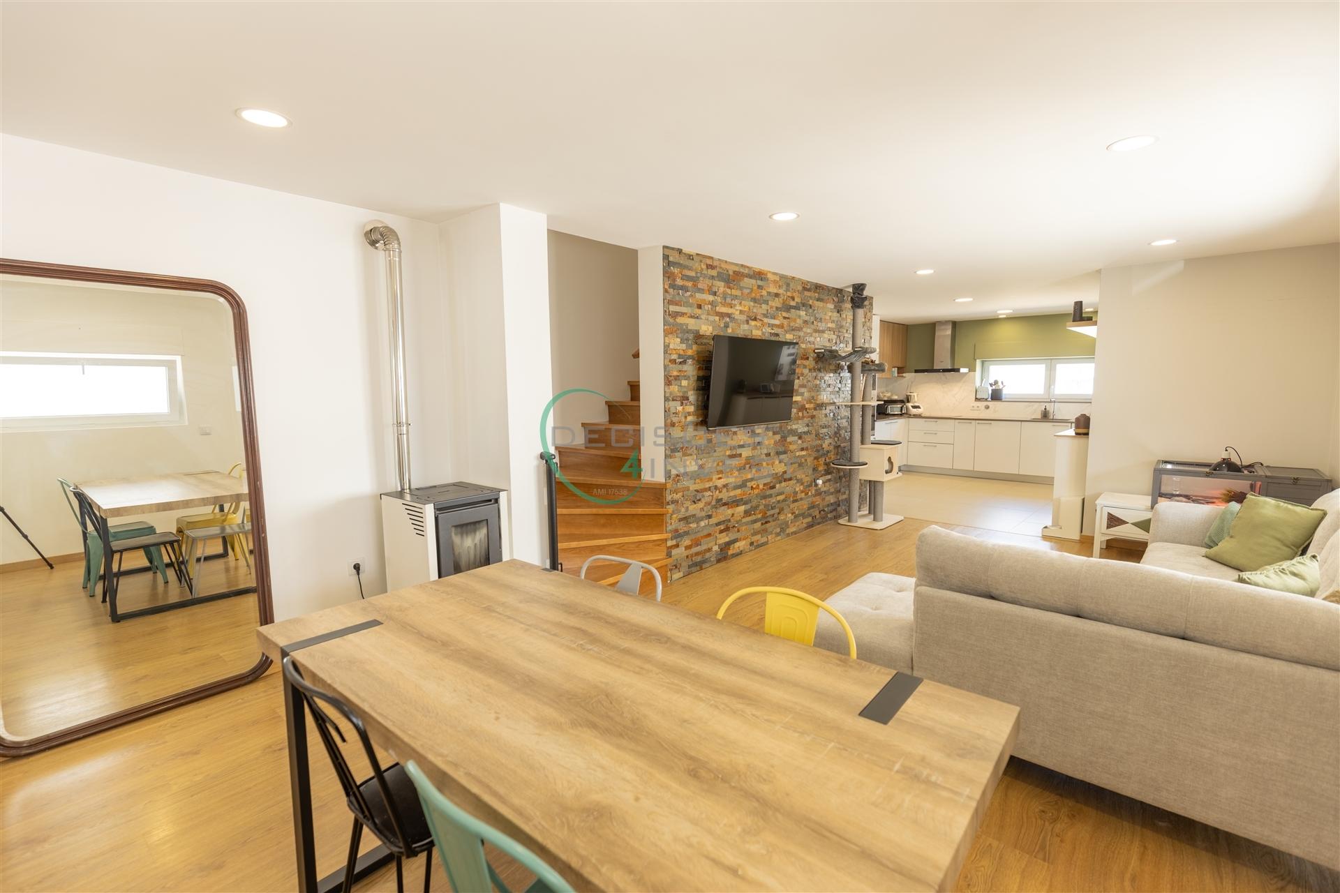 Moradia T4 duplex em São Salvador, Ílhavo
