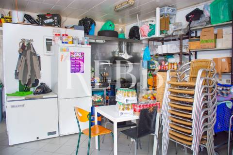 Loja  Venda em Baixa da Banheira e Vale da Amoreira,Moita