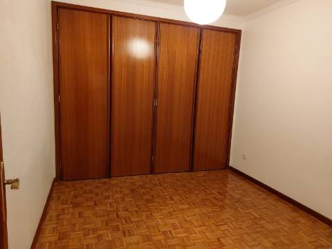 Apartamento T1+1 Venda em Mafamude e Vilar do Paraíso,Vila Nova de Gaia