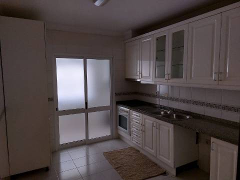 Apartamento T1+1 Venda em Mafamude e Vilar do Paraíso,Vila Nova de Gaia