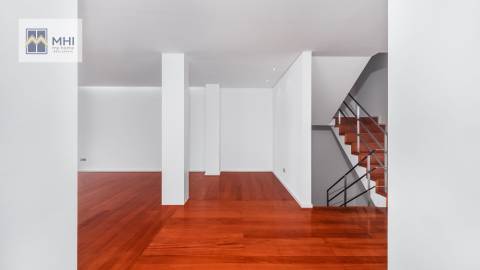 Moradia T4+1 Venda em Espinho,Espinho