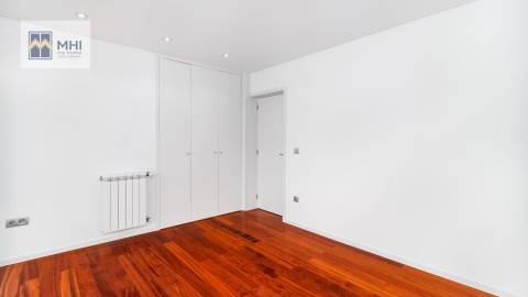 Moradia T4+1 Venda em Espinho,Espinho