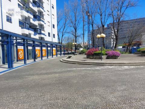 Loja  Venda em Lordelo do Ouro e Massarelos,Porto