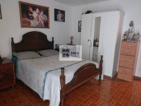 Moradia Geminada T2 Venda em Cedofeita, Santo Ildefonso, Sé, Miragaia, São Nicolau e Vitória,Porto