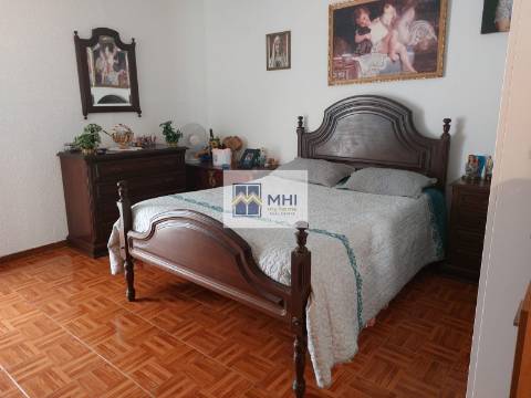 Moradia Geminada T2 Venda em Cedofeita, Santo Ildefonso, Sé, Miragaia, São Nicolau e Vitória,Porto