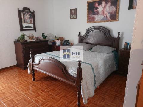 Moradia Geminada T2 Venda em Cedofeita, Santo Ildefonso, Sé, Miragaia, São Nicolau e Vitória,Porto