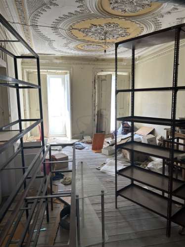 Prédio histórico na emblemática cidade do Montijo para reabilitar