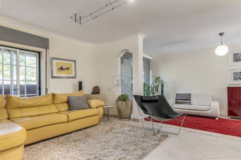 Moradia T3 Venda em Atalaia e Alto Estanqueiro-Jardia,Montijo