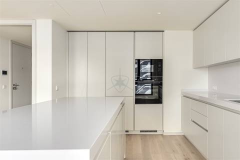 Apartamento T2 Venda em Parque das Nações,Lisboa