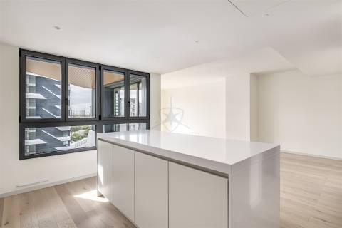 Apartamento T2 Venda em Parque das Nações,Lisboa