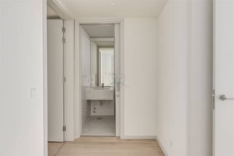 Apartamento T2 Venda em Parque das Nações,Lisboa