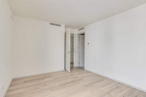 Apartamento T2 Venda em Parque das Nações,Lisboa