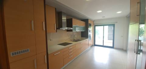 T3 c/ Garagem - VARANDAS DO MONTIJO