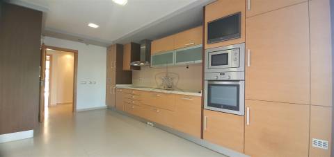 T3 c/ Garagem - VARANDAS DO MONTIJO