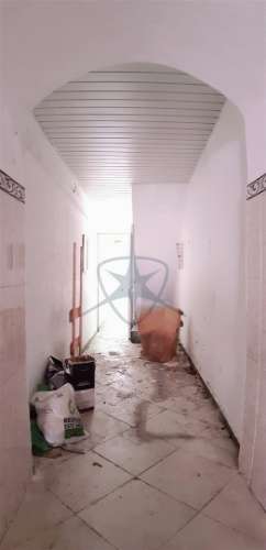 Prédio Misto para Investimento na Avenida dos Pescadores - Montijo