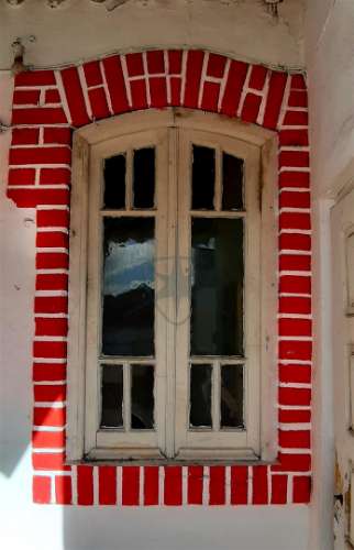 Prédio Misto para Investimento na Avenida dos Pescadores - Montijo