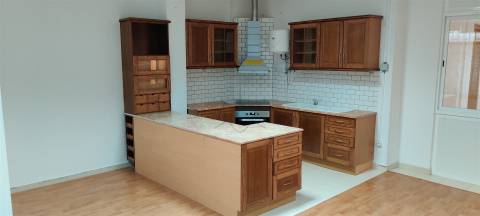 R/c Esq, para arrendamento na Atalaia com 79m2 - Atalaia-Montijo