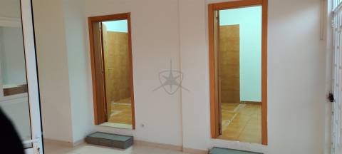 R/c Esq, para arrendamento na Atalaia com 79m2 - Atalaia-Montijo