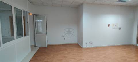 R/c Esq, para arrendamento na Atalaia com 79m2 - Atalaia-Montijo