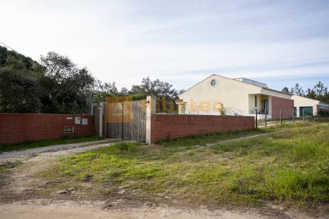 Moradia em Vale Mansos