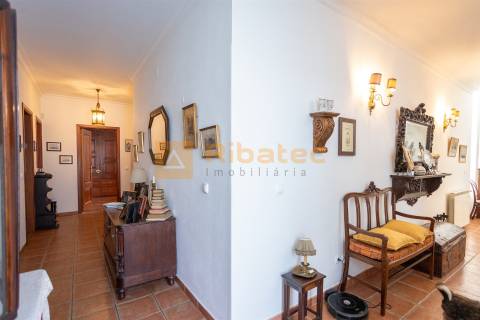 Moradia em Vale Mansos