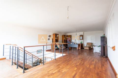 Moradia em Vale Mansos