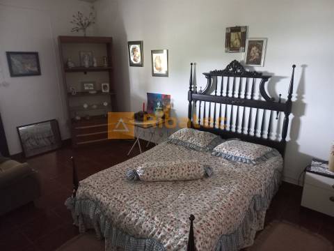 Edifício destinado a arrecadação na Volta do Vale