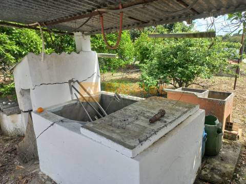 Moradia  com terreno na Fajarda