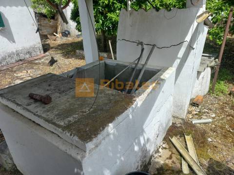 Moradia  com terreno na Fajarda