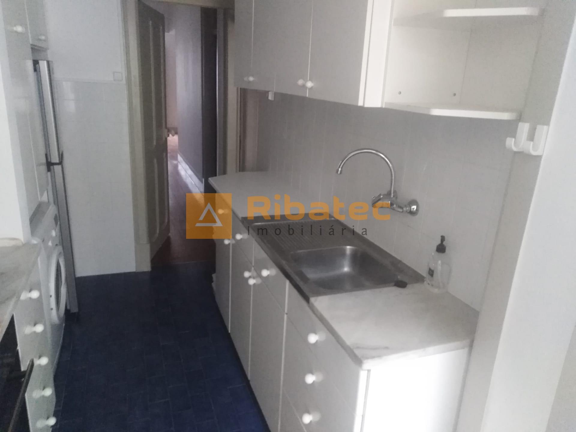 Apartamento T1 Arrendamento em Estrela,Lisboa