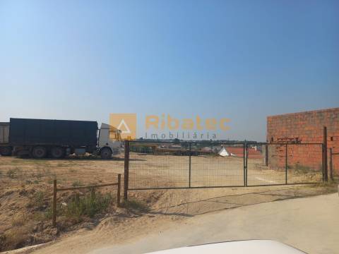 Terreno em Coruche com viabilidade de loteamento