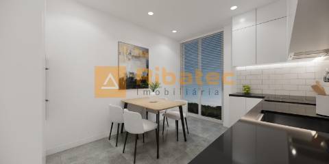Apartamento T3 em Almeirim