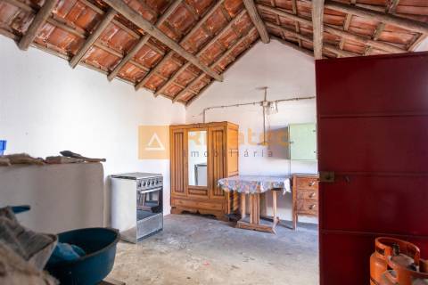 Moradia T2 + 2 na Fajarda