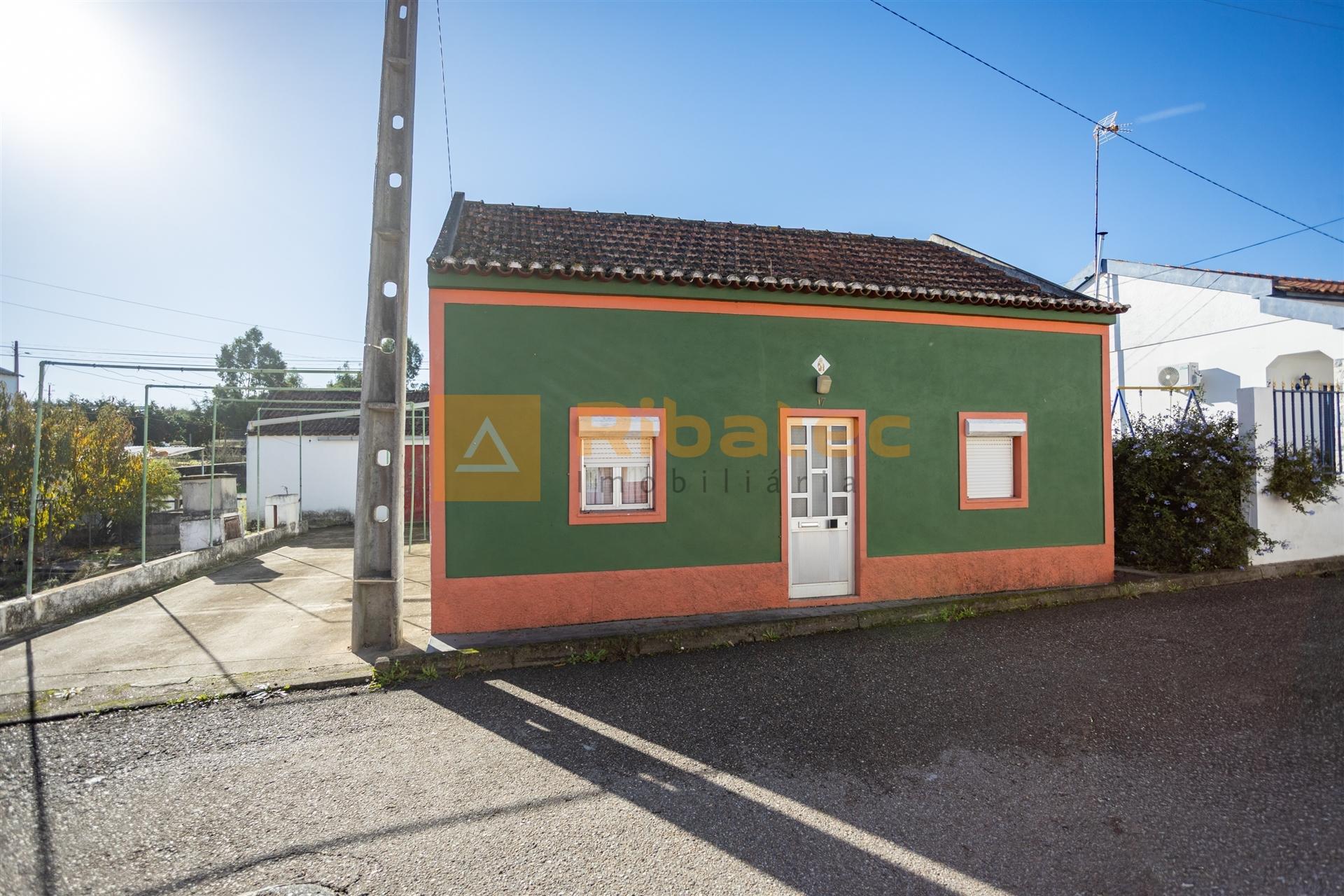 Moradia T2 + 2 na Fajarda