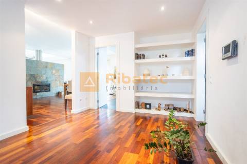 Quinta única localizada na Fajarda