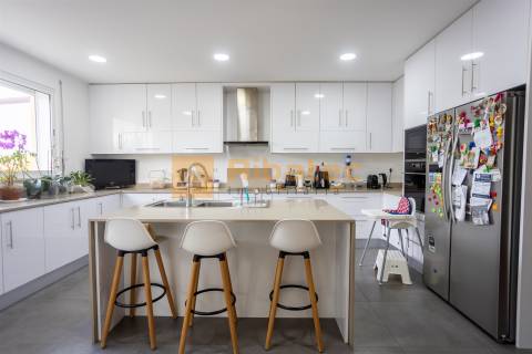 Moradia T5 em Alpiarça