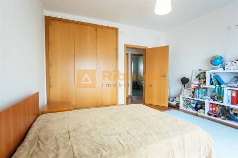 Moradia T5 em Alpiarça