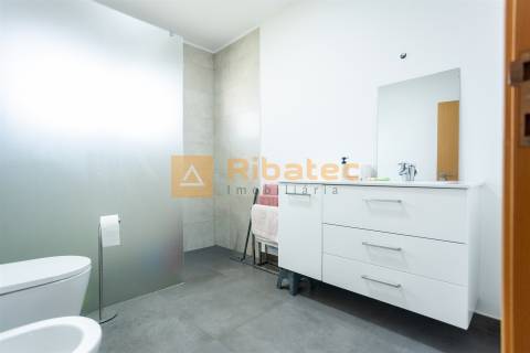 Moradia T5 em Alpiarça