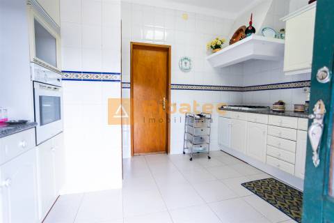 Excelente moradia na Vila de Coruche