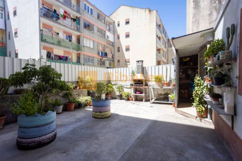 Apartamento T3 em Samora Correia