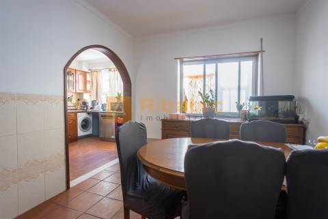 Apartamento T3 em Samora Correia