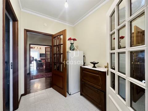 Moradia Geminada T4 Venda em Nogueira e Silva Escura,Maia