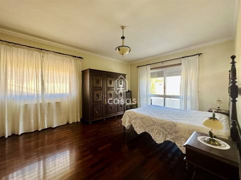 Moradia Geminada T4 Venda em Nogueira e Silva Escura,Maia