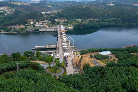 Quinta Exclusiva em Lever, Vila Nova de Gaia – Potencial de Investimento Único