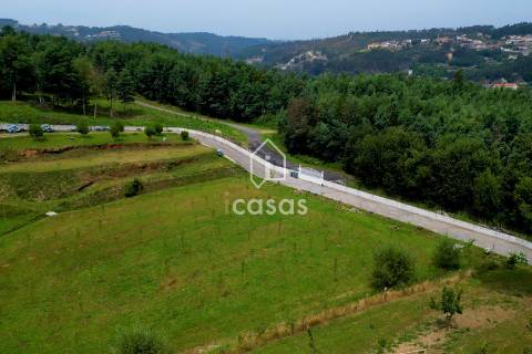 Quinta Exclusiva em Lever, Vila Nova de Gaia – Potencial de Investimento Único