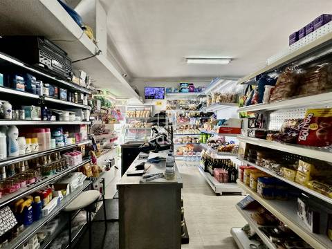 Mini Mercado para Trespasse – Travagem, Ermesinde