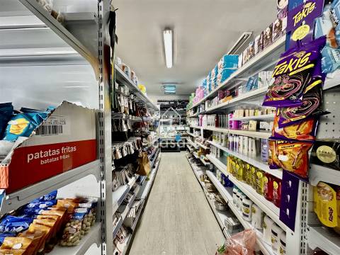 Mini Mercado para Trespasse – Travagem, Ermesinde