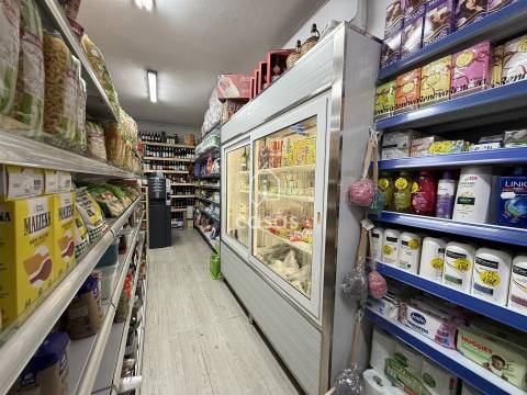 Mini Mercado para Trespasse – Travagem, Ermesinde