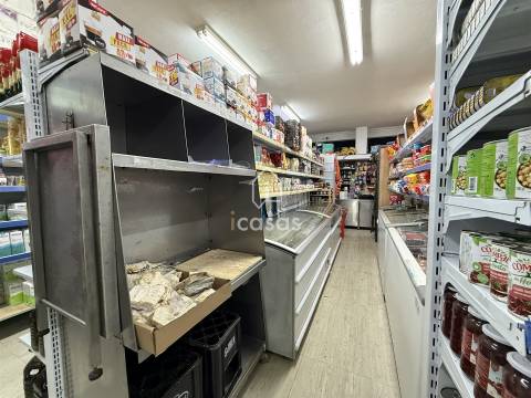 Mini Mercado para Trespasse – Travagem, Ermesinde